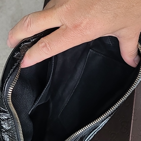 Gucci Patent Leather Soho Disco Crossbody Bag - Picture 8 of 12